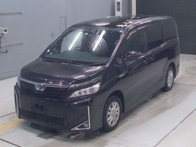 4212 Toyota Voxy ZWR80G 2019 г. (CAA Gifu)