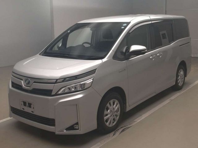 50103 Toyota Voxy ZWR80G 2019 г. (TAA Kantou)