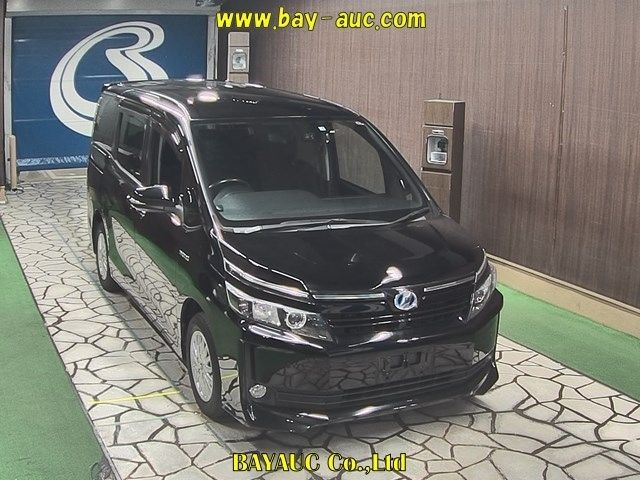 50338 Toyota Voxy ZWR80G 2014 г. (BAYAUC)