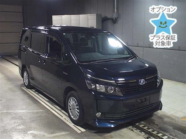 5808 Toyota Voxy ZWR80G 2016 г. (JU Gifu)