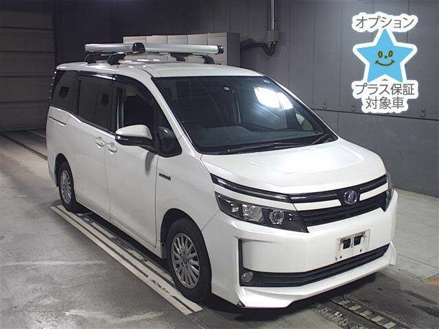 5927 Toyota Voxy ZWR80G 2014 г. (JU Gifu)