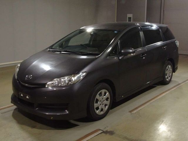 2134 Toyota Wish ZGE20G 2015 г. (TAA Hyogo)