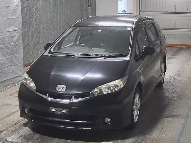 2589 Toyota Wish ZGE20W 2011 г. (HERO)