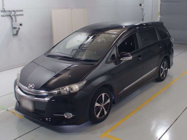 30207 Toyota Wish ZGE20W 2013 г. (CAA Chubu)