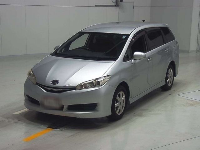 30702 Toyota Wish ZGE20G 2015 г. (CAA Chubu)