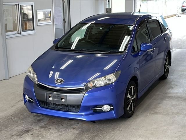 3289 Toyota Wish ZGE20W 2013 г. (KCAA Minami Kyushu)