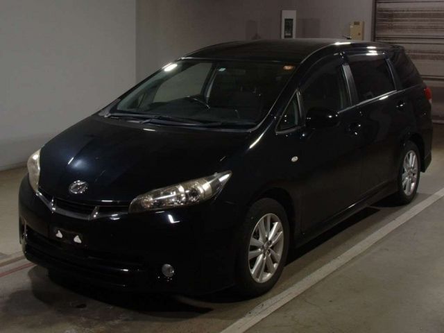 4044 Toyota Wish ZGE20W 2011 г. (TAA Chubu)