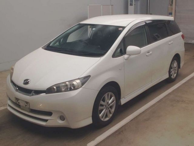 4070 Toyota Wish ZGE20W 2011 г. (TAA Kantou)