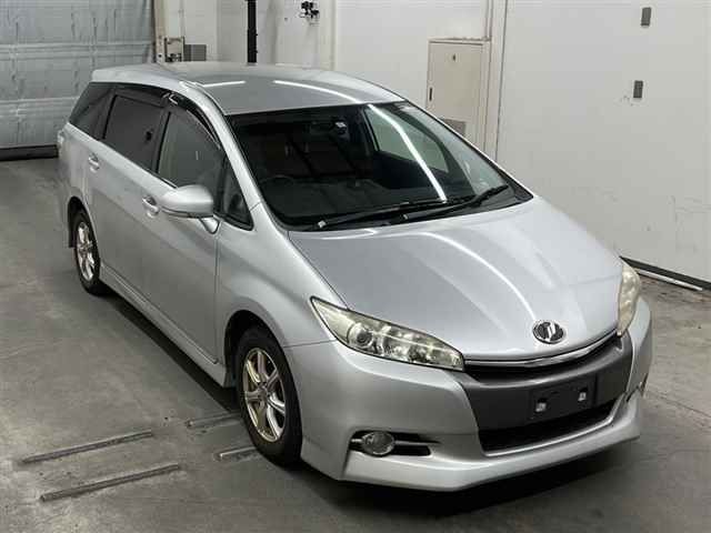 65570 Toyota Wish ZGE20W 2012 г. (MIRIVE Saitama)