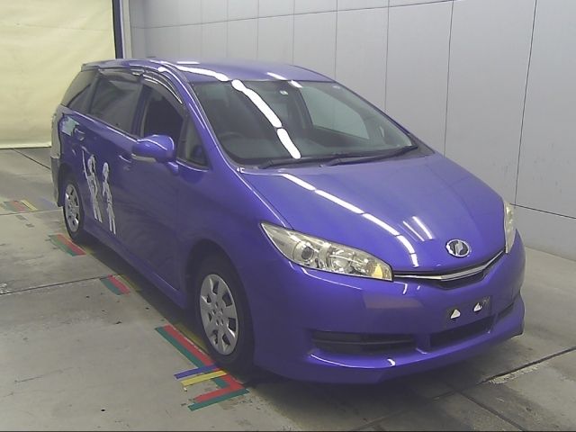 70192 Toyota Wish ZGE20G 2012 г. (Honda Kansai)