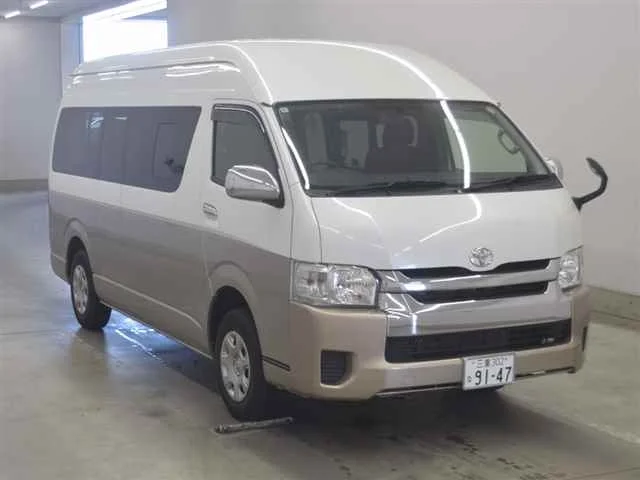 Toyota Yaris MXPA10 2021