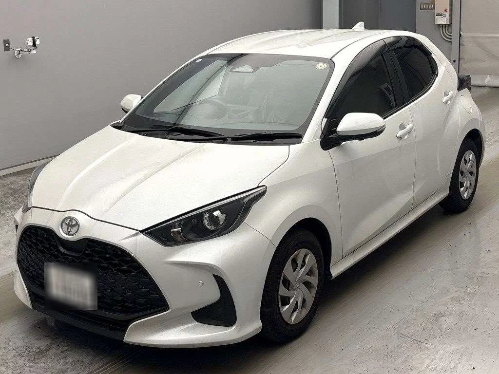 Toyota Yaris KSP210 2025