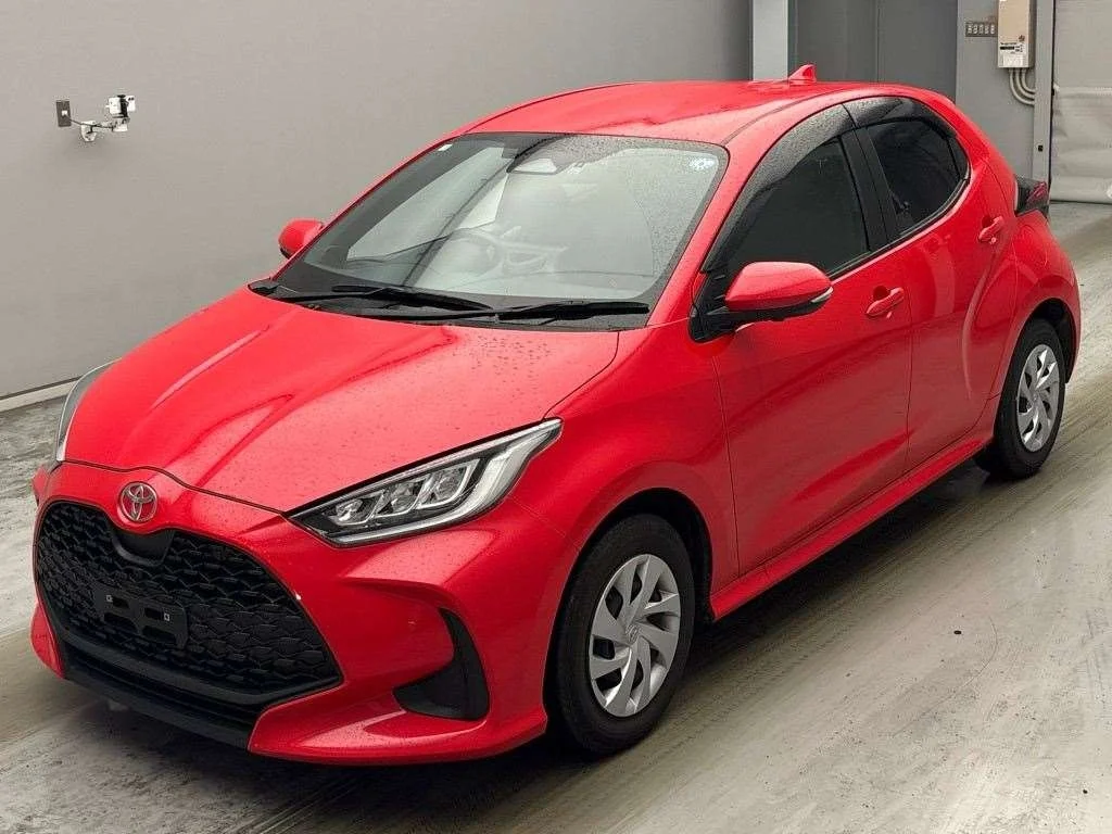 Toyota Yaris KSP210 2025