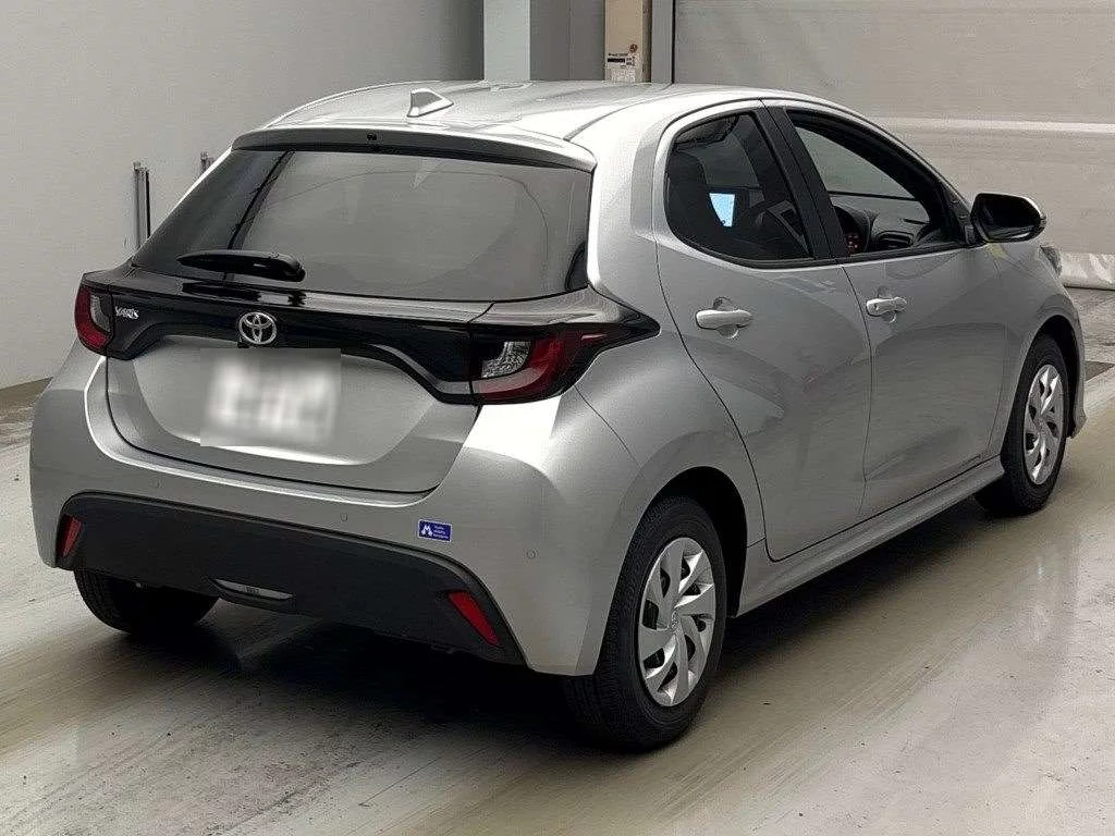 Toyota Yaris KSP210 2025