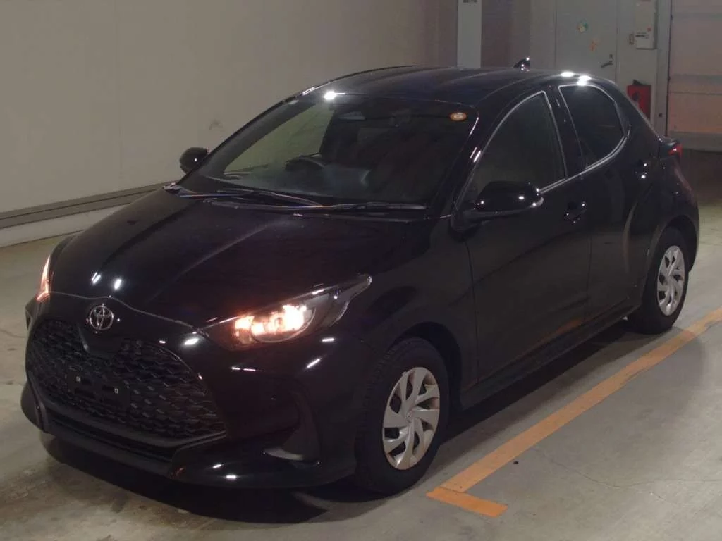 Toyota Yaris KSP210 2025