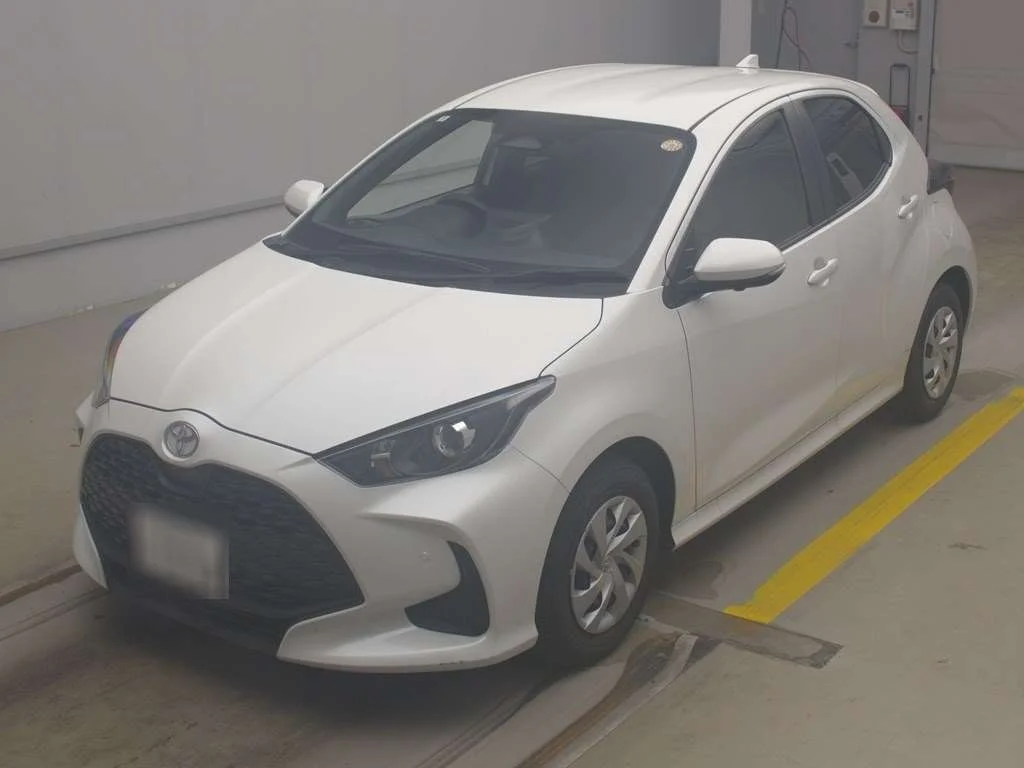 Toyota Yaris KSP210 2025