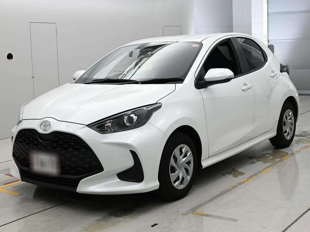 Toyota Yaris KSP210 2025