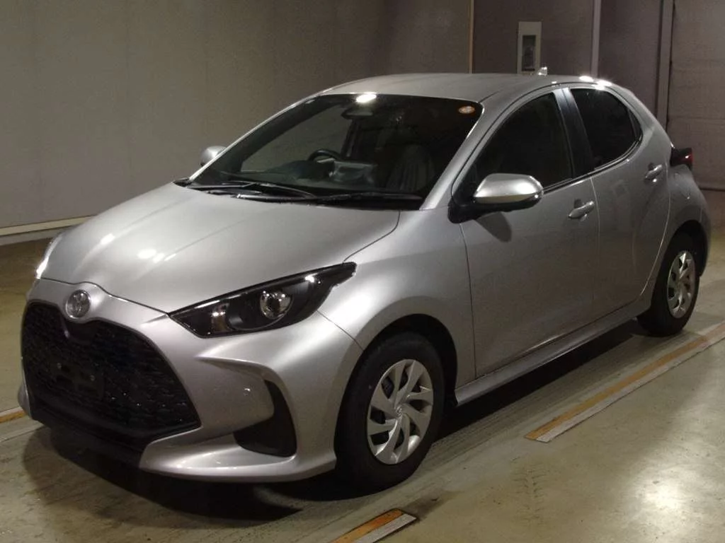 Toyota Yaris KSP210 2025