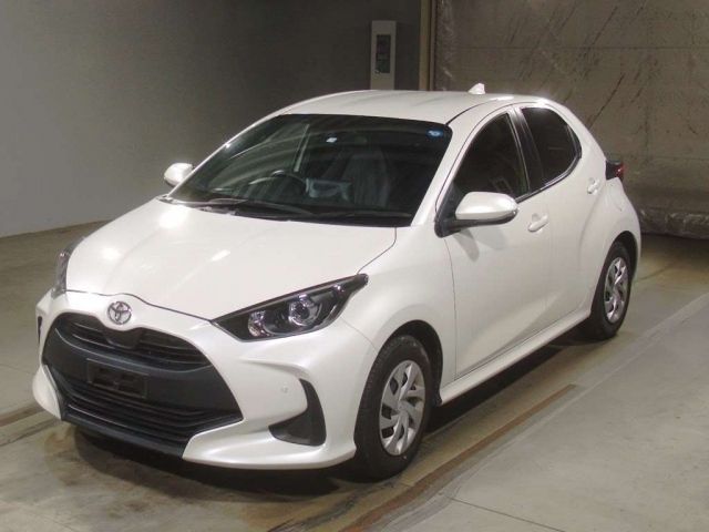 2172 Toyota Yaris KSP210 2021 г. (TAA Kinki)