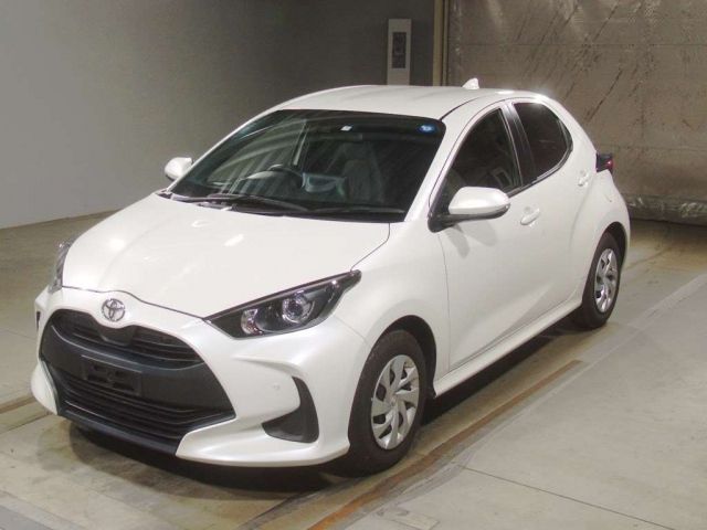 2176 Toyota Yaris KSP210 2021 г. (TAA Kinki)