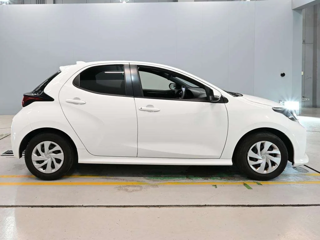 Toyota Yaris KSP210 2021