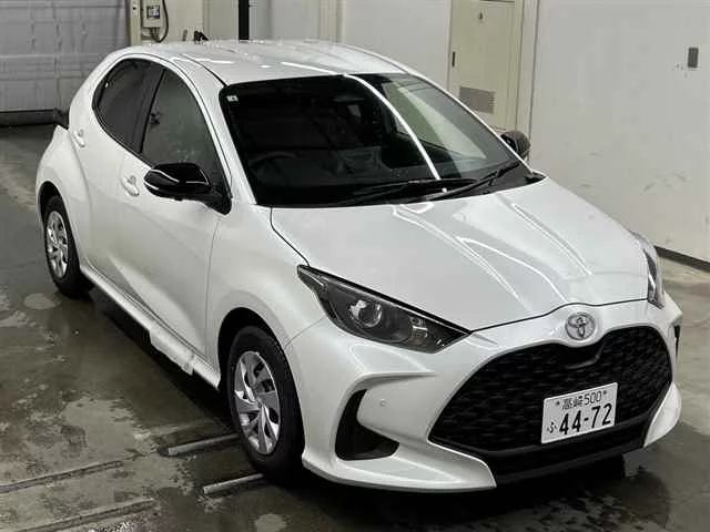 Toyota Yaris KSP210 2026