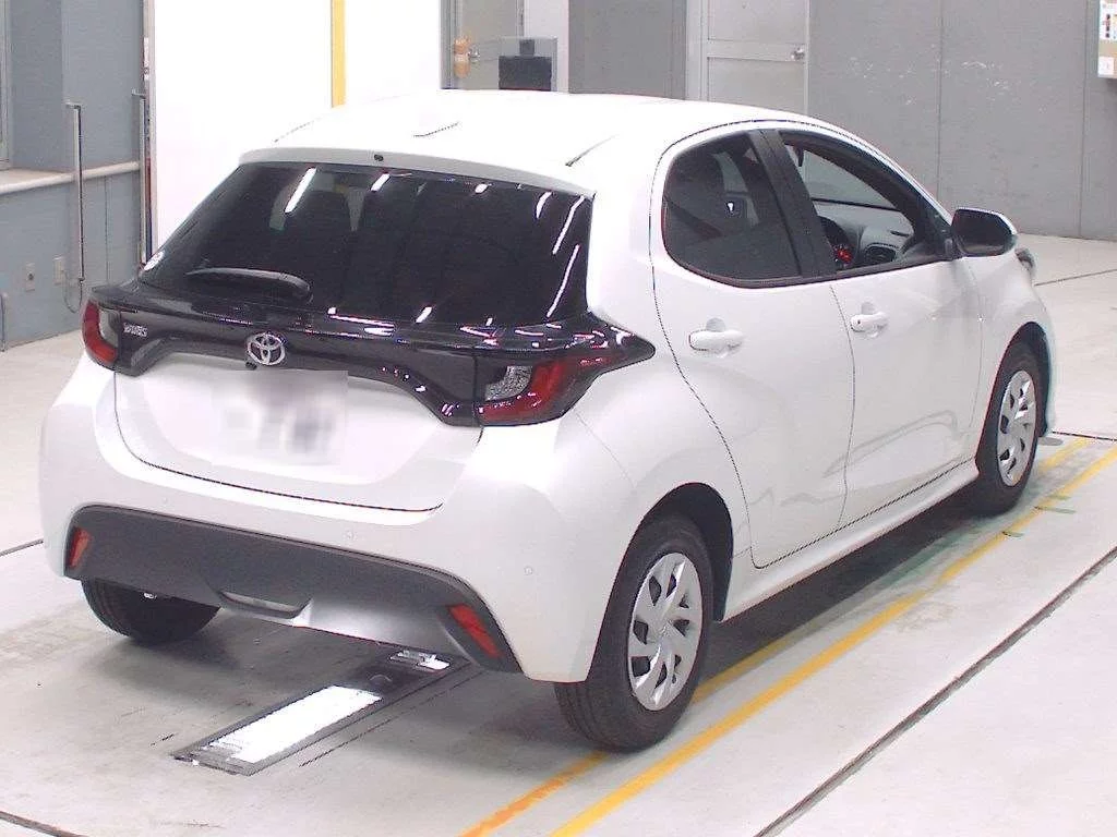 Toyota Yaris KSP210 2025