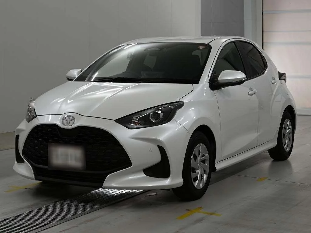 Toyota Yaris KSP210 2025