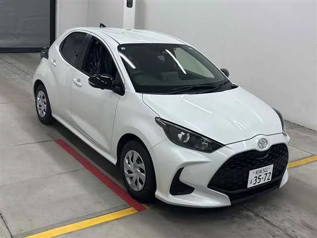 Toyota Yaris KSP210 2026
