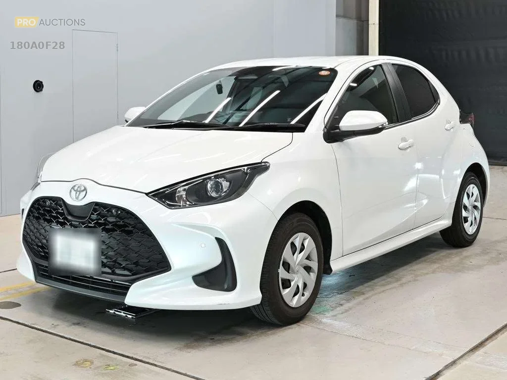 Toyota Yaris KSP210 2025