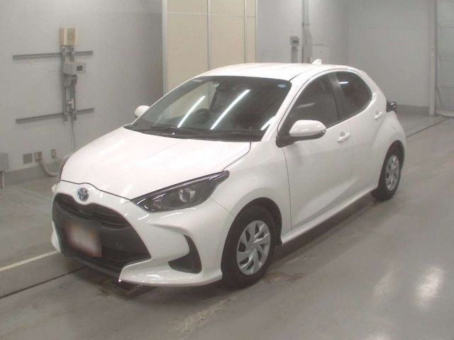 33019 Toyota Yaris MXPH10 2020 г. (CAA Tokyo)