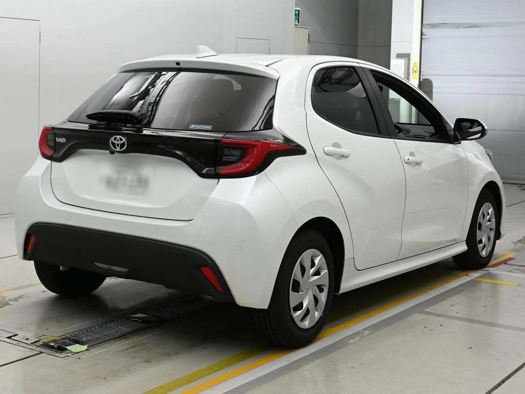 Toyota Yaris KSP210 2024