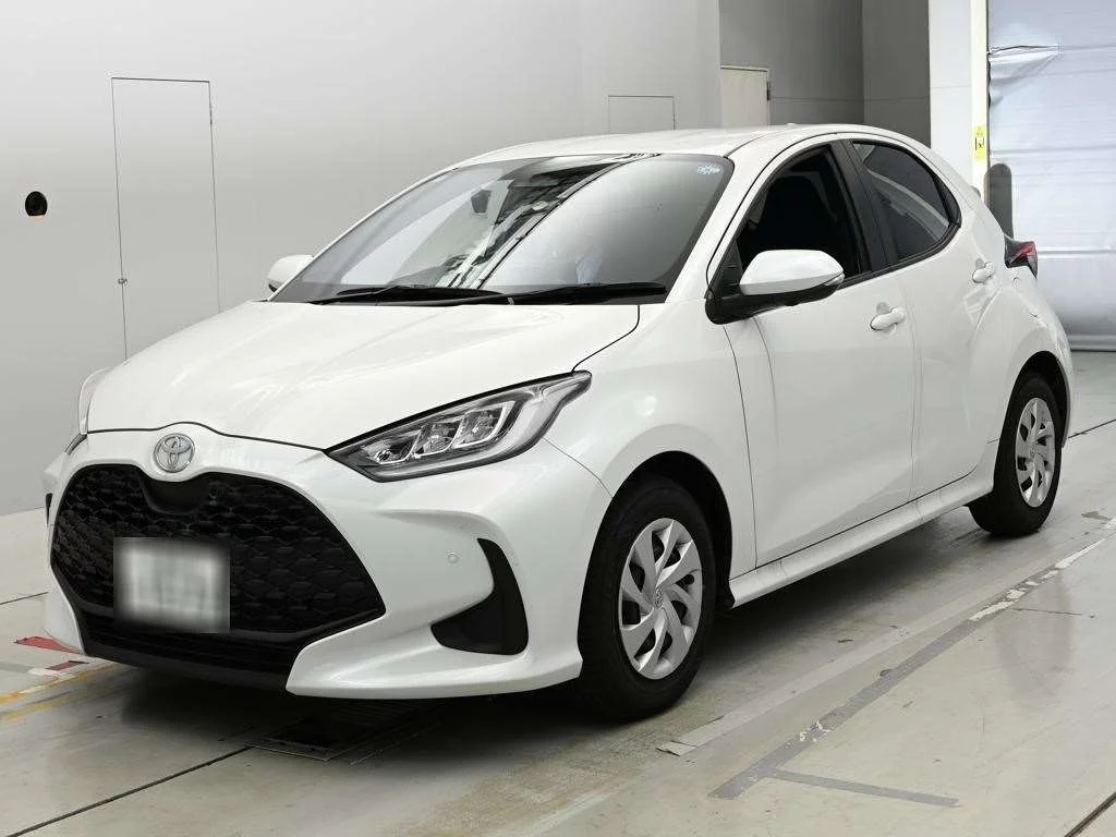 Toyota Yaris KSP210 2025