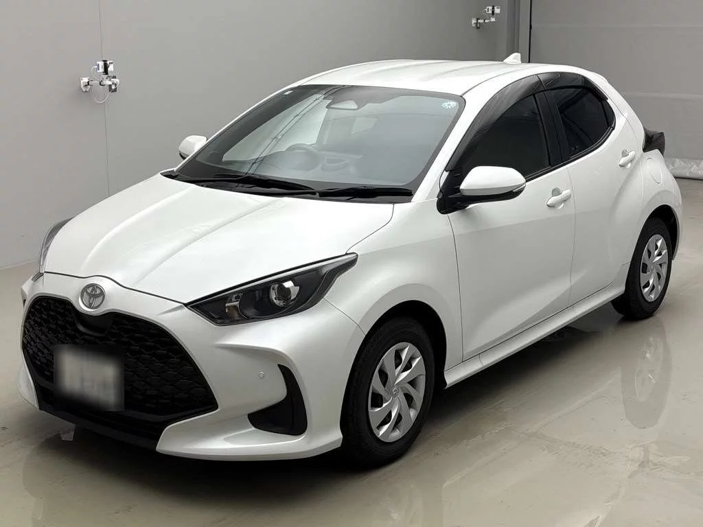Toyota Yaris KSP210 2025