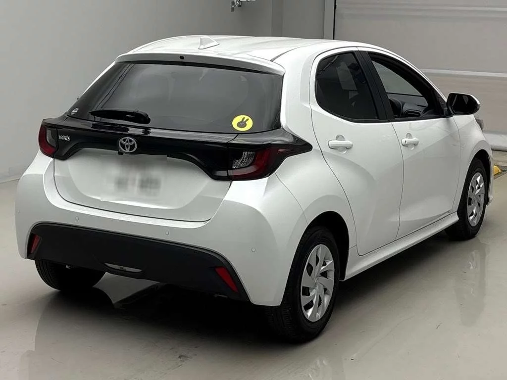Toyota Yaris KSP210 2025