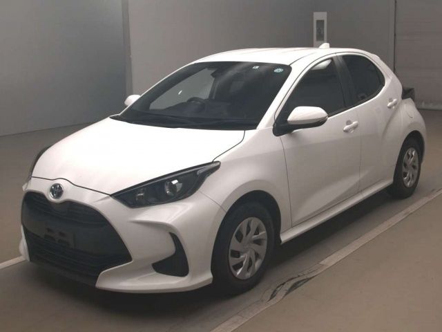 50032 Toyota Yaris MXPH10 2020 г. (TAA Kantou)