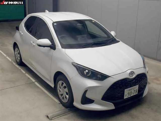 Toyota Yaris KSP210 2025