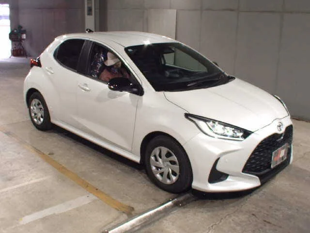 Toyota Yaris KSP210 2026