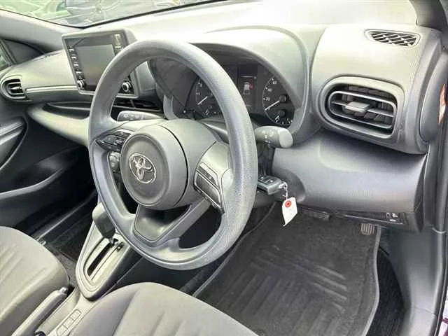 Toyota Yaris KSP210 2021