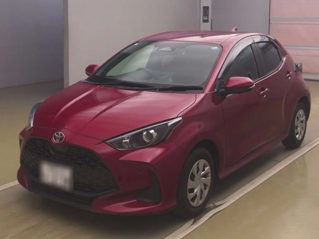 Toyota Yaris KSP210 2025