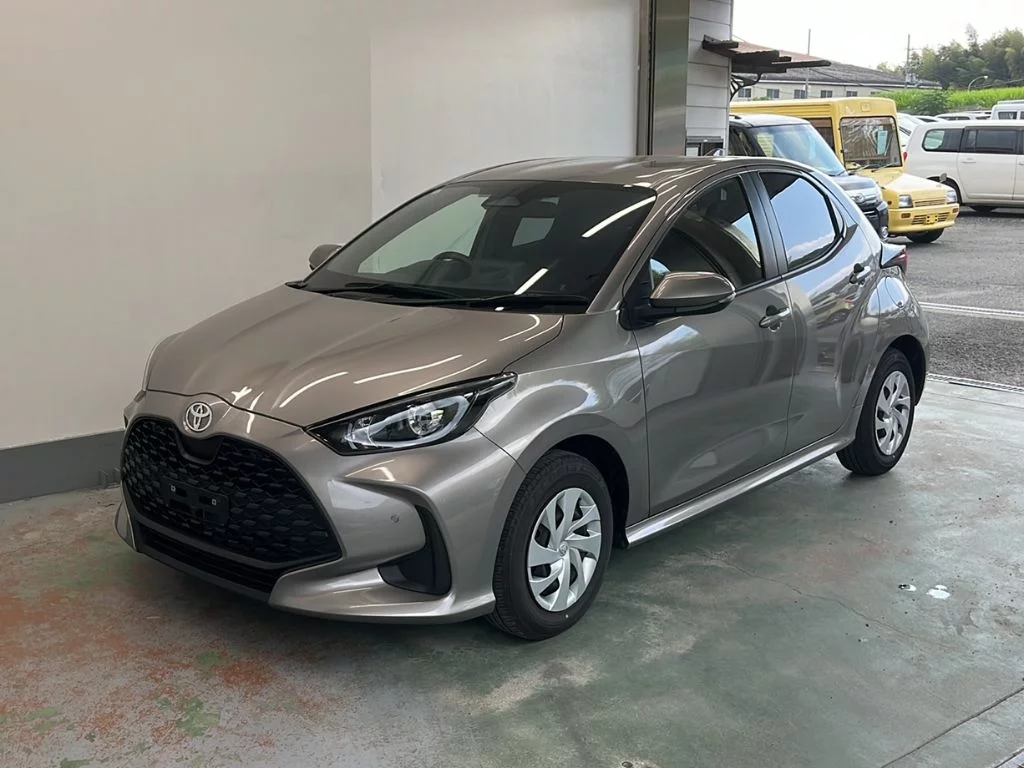 Toyota Yaris KSP210 2024