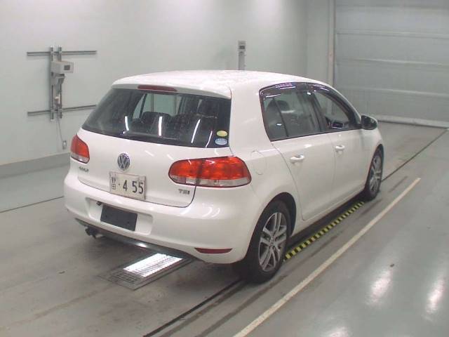 10194 VOLKSWAGEN GOLF 1KCAX 2011 г. (CAA Tokyo)