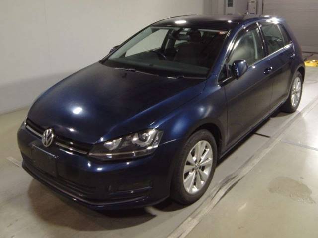 111 VOLKSWAGEN GOLF AUCJZ 2015 г. (TAA Tohoku)