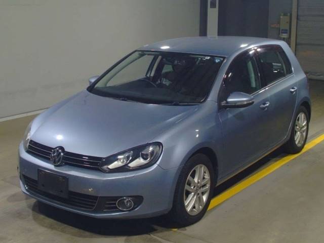 15010 VOLKSWAGEN GOLF 1KCAX 2012 г. (TAA Yokohama)