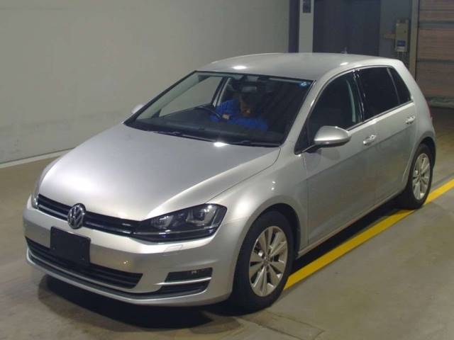 15015 VOLKSWAGEN GOLF AUCJZ 2016 г. (TAA Yokohama)