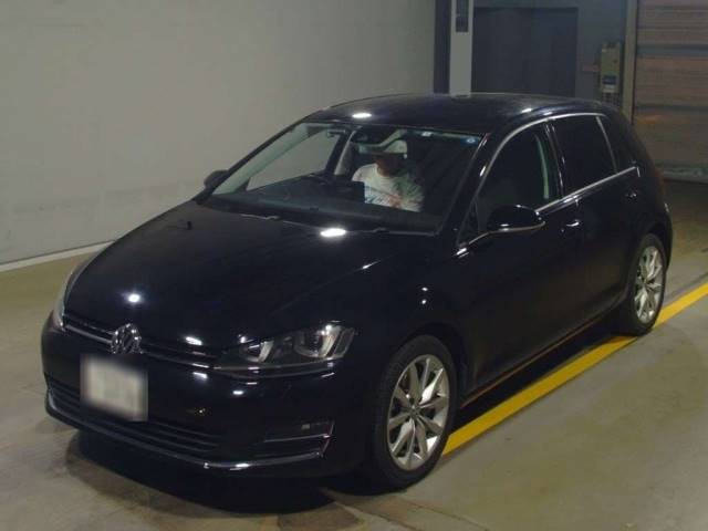 15029 VOLKSWAGEN GOLF AUCPT 2014 г. (TAA Yokohama)