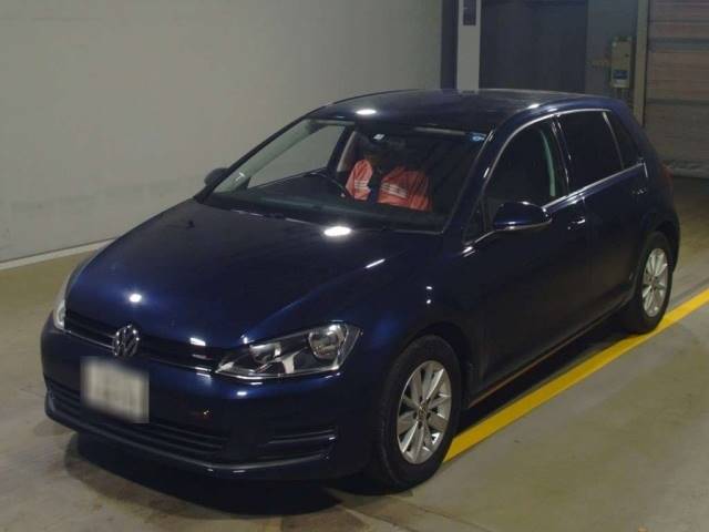 15033 VOLKSWAGEN GOLF AUCJZ 2015 г. (TAA Yokohama)