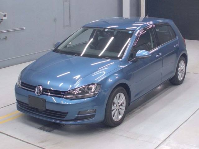 30148 VOLKSWAGEN GOLF AUCJZ 2015 г. (CAA Gifu)