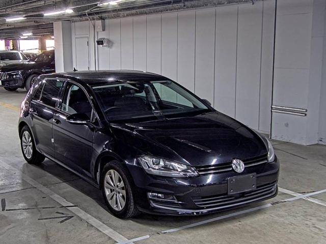 7 VOLKSWAGEN GOLF AUCJZ 2016 г. (ZIP Osaka)