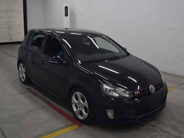 70206 VOLKSWAGEN GOLF 1KCCZ 2012 г. (MIRIVE Osaka)